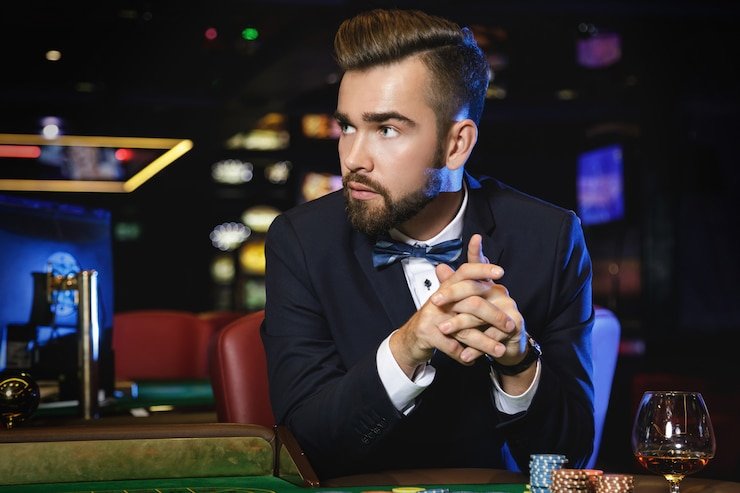 Antarmuka Mahjong Ways di perangkat mobile menunjukkan kontrol taruhan dan tombol putaran